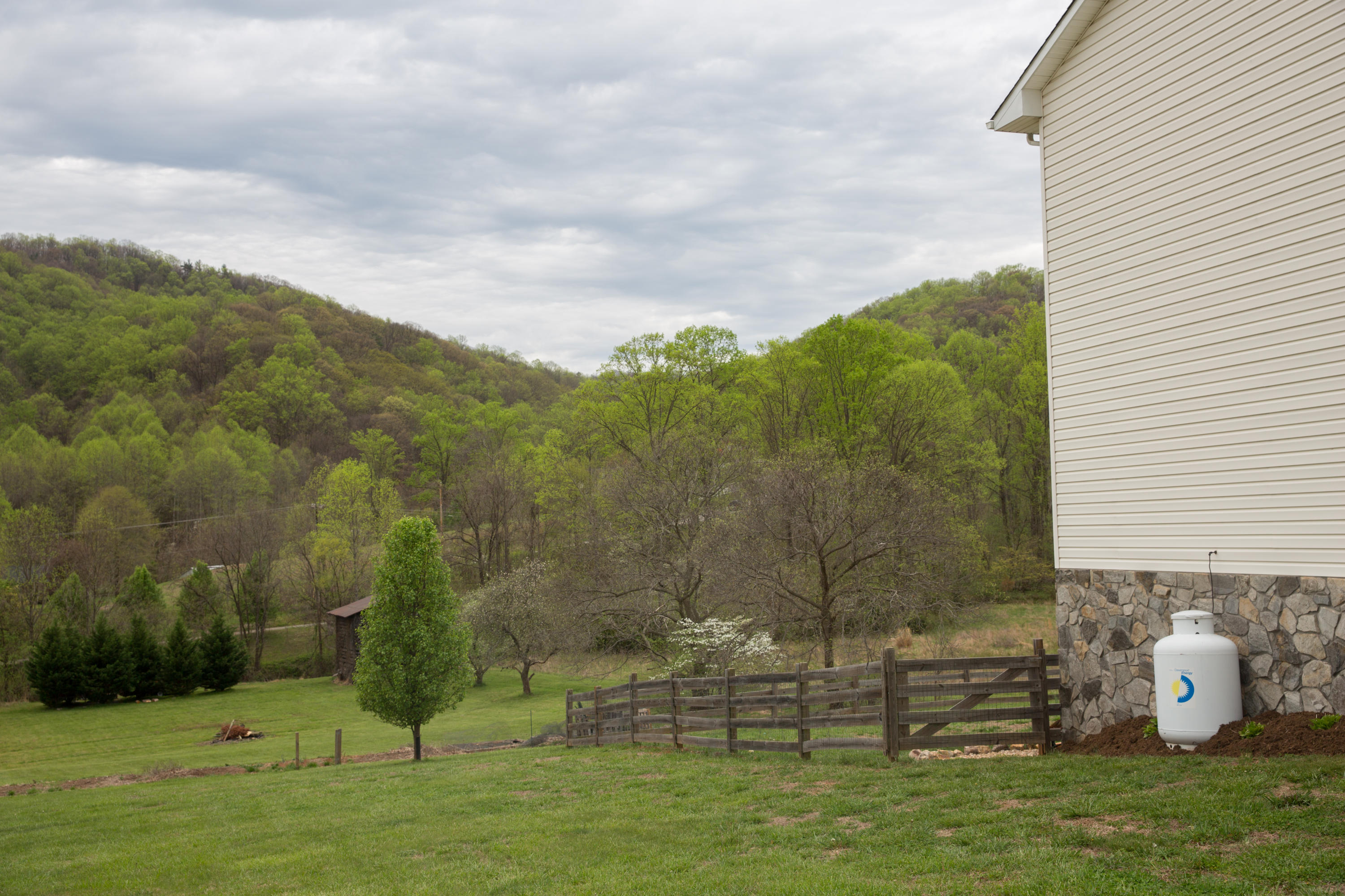 267 Valley Road Hardy, VA 24101 - Photo 62 of 71 61 Fencing