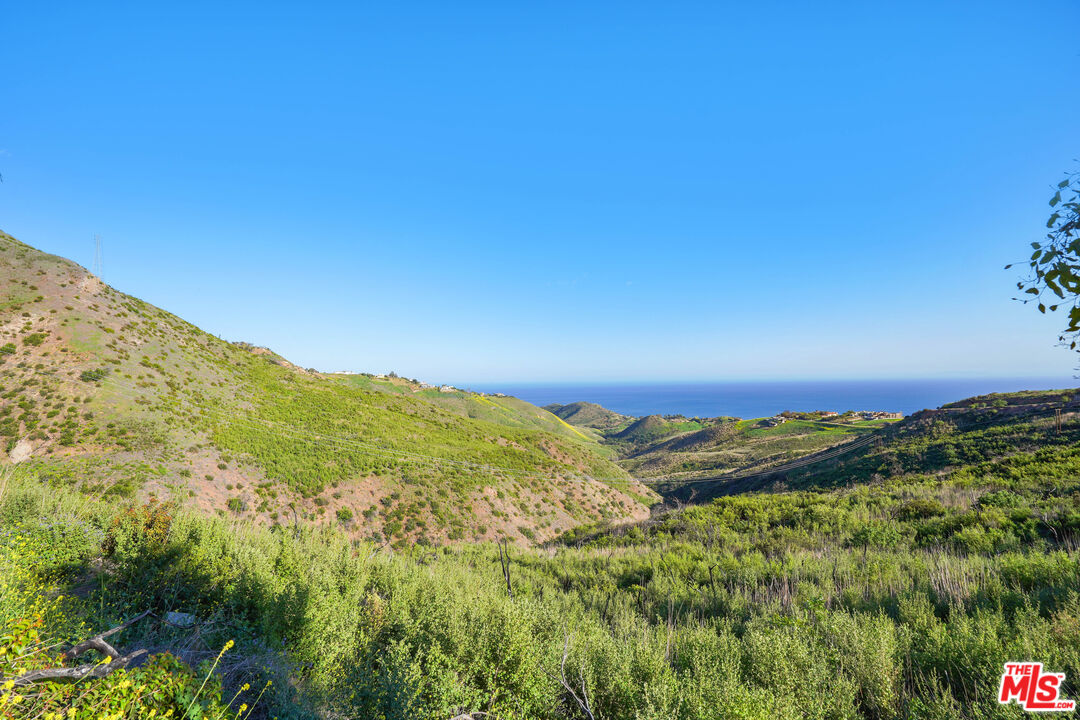 5524 Murphy Way Malibu, CA 90265 - Photo 8 of 14 a view of a sunset