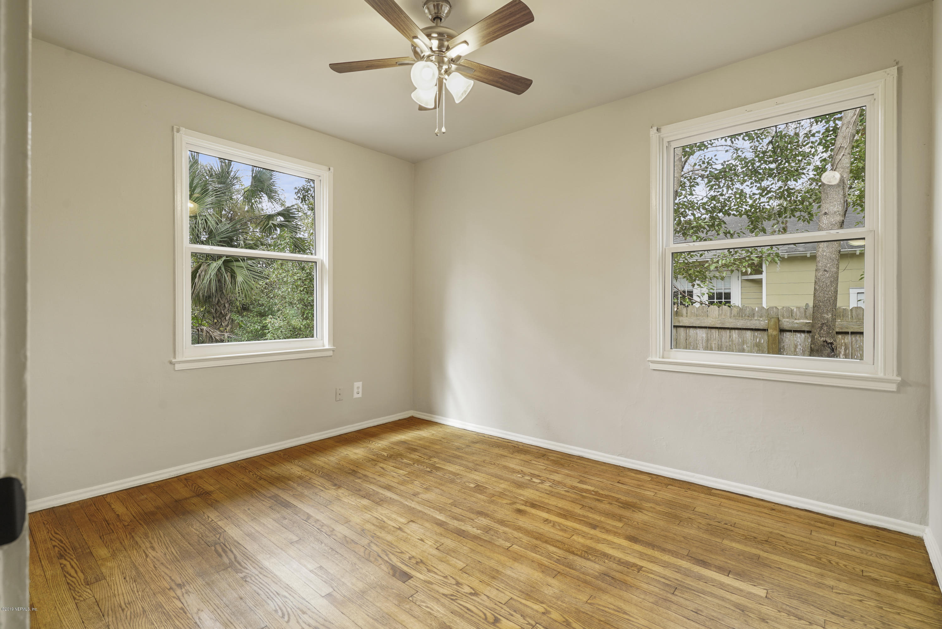 1814 Mayfair Road Jacksonville, FL 32207 - Photo 11 of 18 a view of an empty room with a window