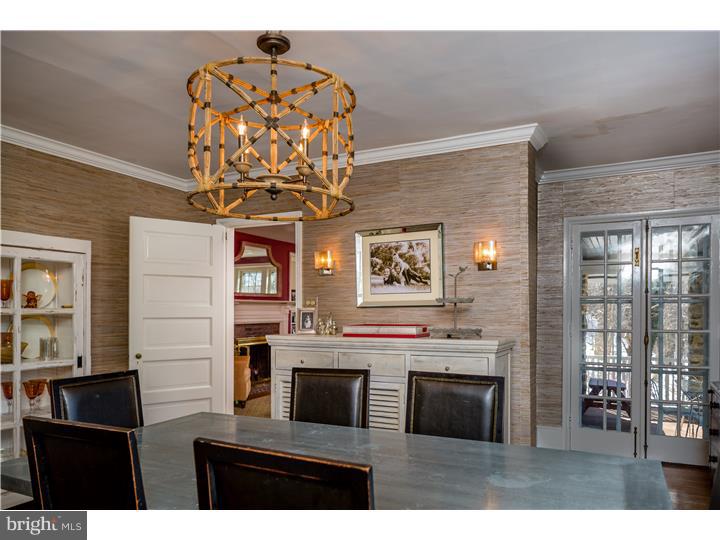 35 West Hampton Road Philadelphia, PA 19118 - Photo 7 of 23