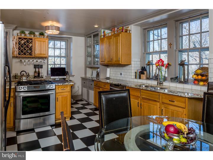 35 West Hampton Road Philadelphia, PA 19118 - Photo 8 of 23