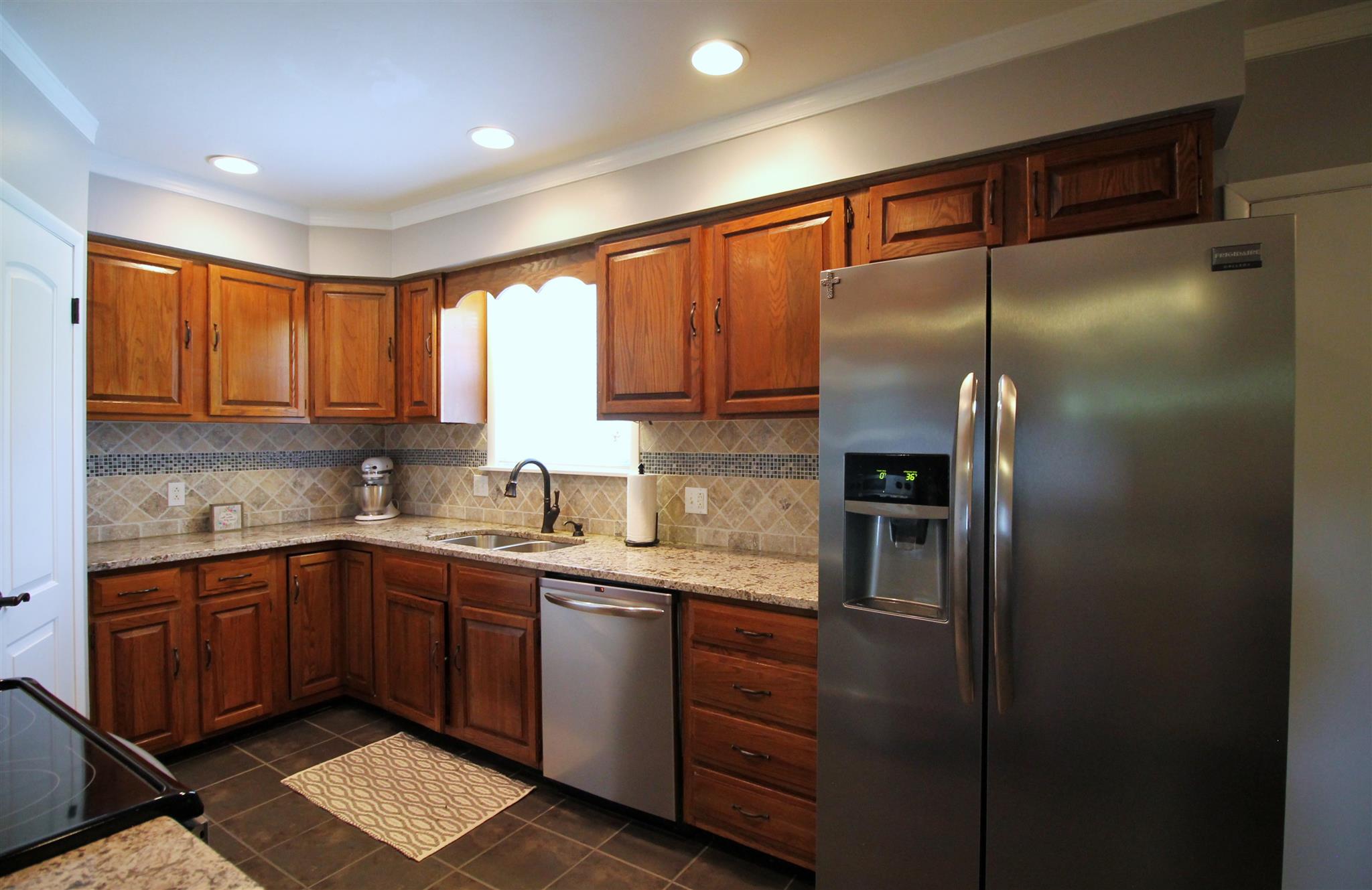 624 Larkin Springs Road Madison, TN 37115 - Photo 11 of 29
