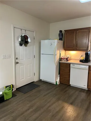 $220,000 | 524 Walnut Street, Leavenworth, KS 66048