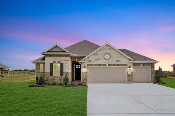 $394,999 | 504 Cane Crossing Lake Drive, Sealy, TX 77474