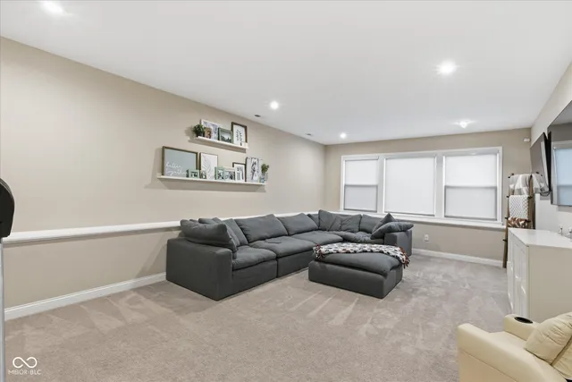 $505,000 | 976 Pond View Drive, Greenfield, IN 46140