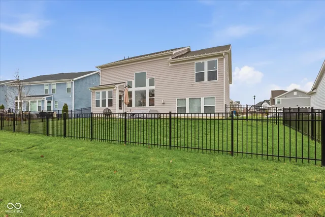 $505,000 | 976 Pond View Drive, Greenfield, IN 46140