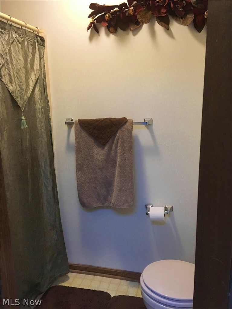 827 Bridge Road Akron, OH 44312 - Photo 28 of 35 Gallery Image 28