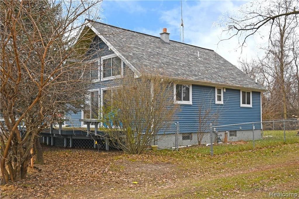 7224 Birchcrest Road Lexington, MI 48450 - Photo 3 of 23