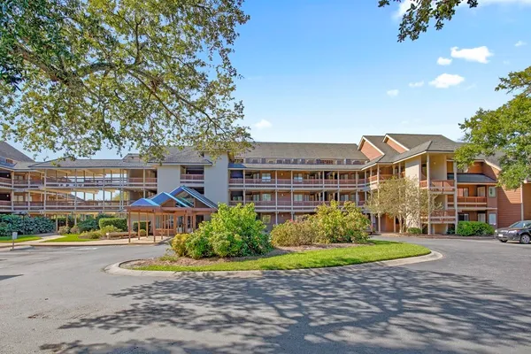 $249,900 | 410 Melrose Place, Unit 308, Myrtle Beach, SC 29572