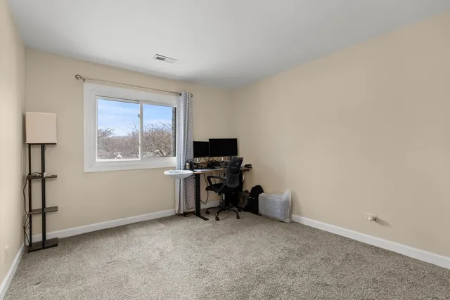 $222,900 | 1426 Stonebridge Circle, Unit K8, Wheaton, IL 60189