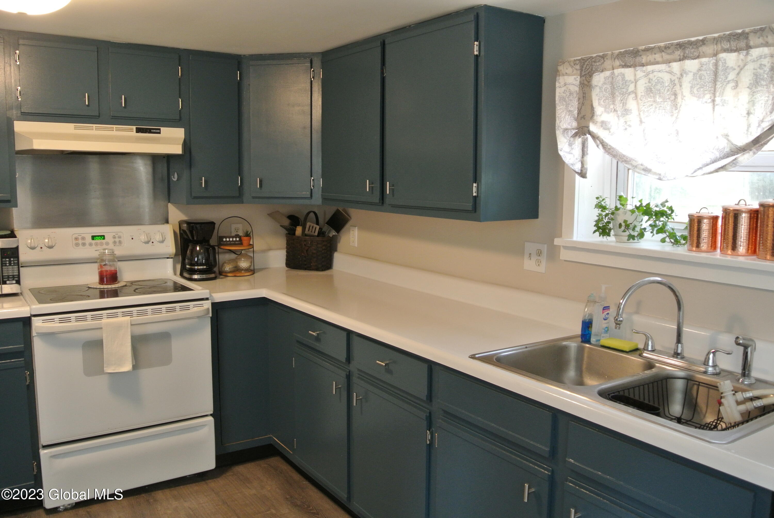 706 County Rte 49 Cossayuna, NY 12823 - Photo 8 of 24 DSC_6677