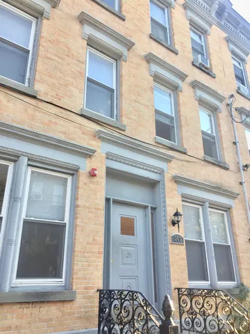 $2,950 | 347 7th Street, Unit 2, Jersey City, NJ 07302