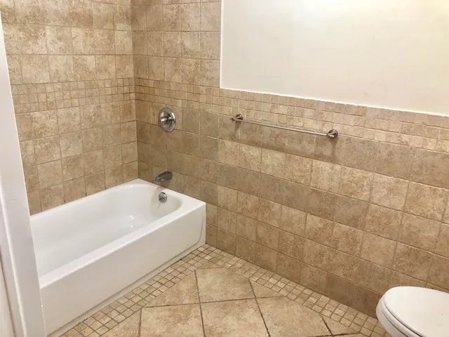 $2,950 | 347 7th Street, Unit 2, Jersey City, NJ 07302