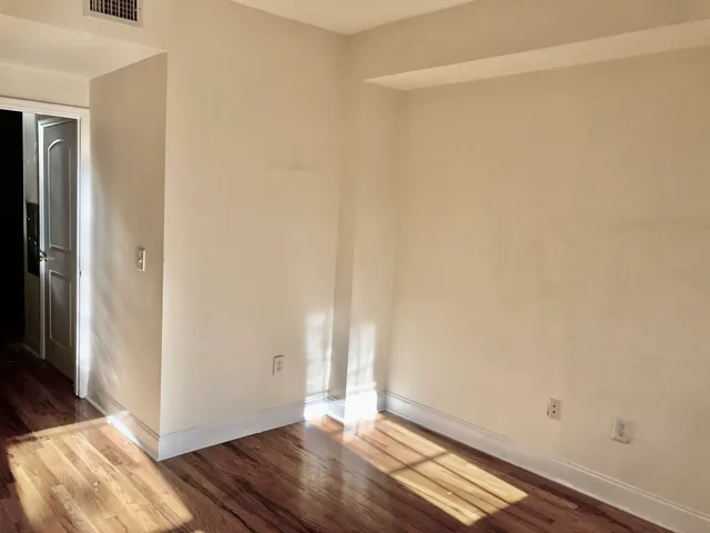 $2,950 | 347 7th Street, Unit 2, Jersey City, NJ 07302