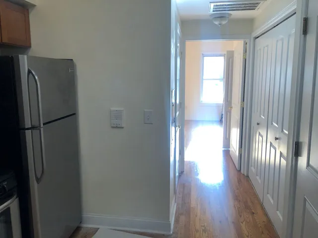 $2,950 | 347 7th Street, Unit 2, Jersey City, NJ 07302