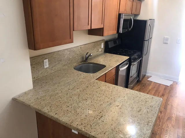$2,950 | 347 7th Street, Unit 2, Jersey City, NJ 07302