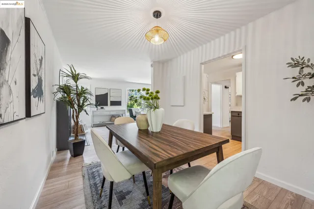 $899,000 | 7069 Saroni Drive, Oakland, CA 94611