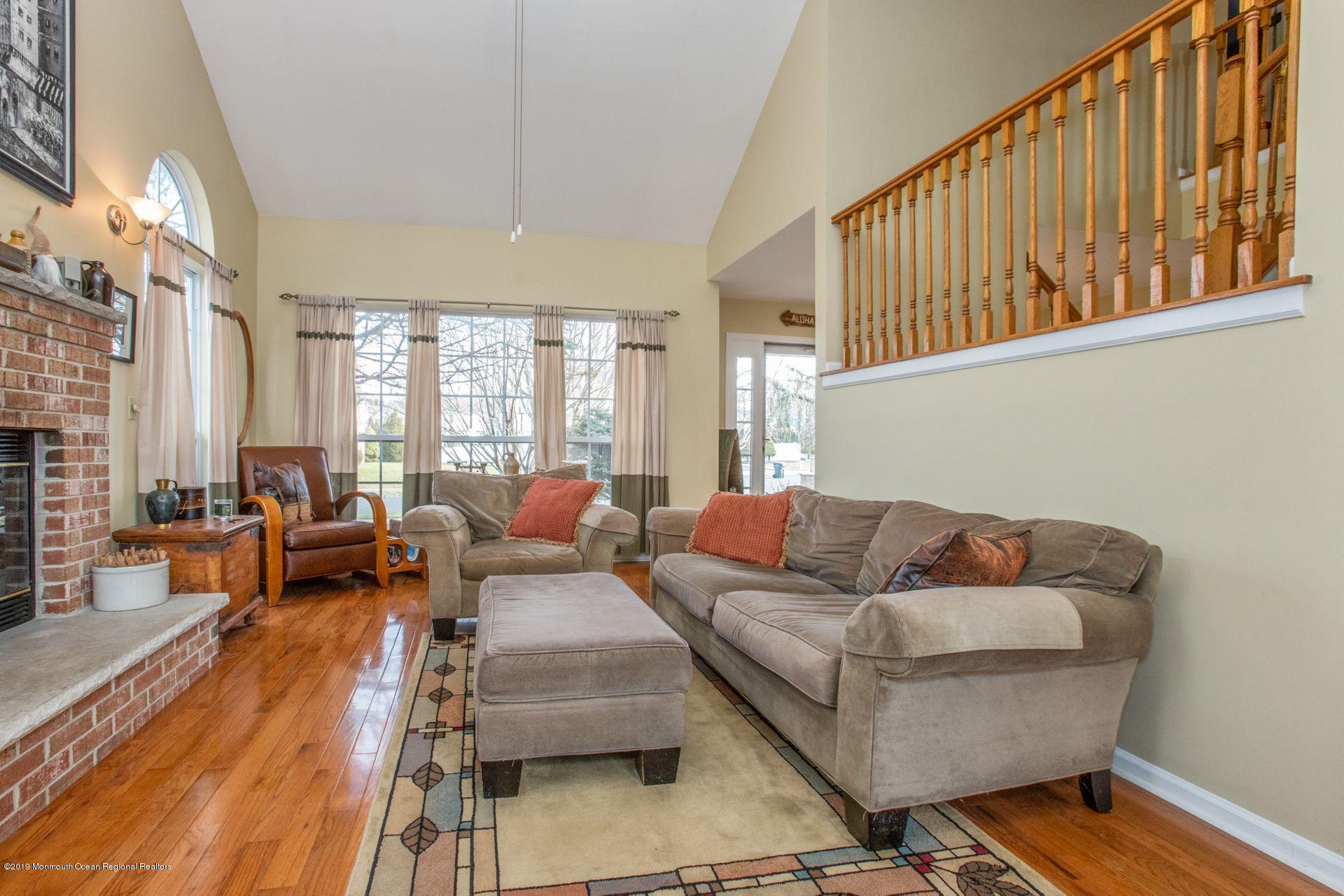 207 Lake Road Brick, NJ 08724 - Photo 5 of 32 207 lake rd lr 2