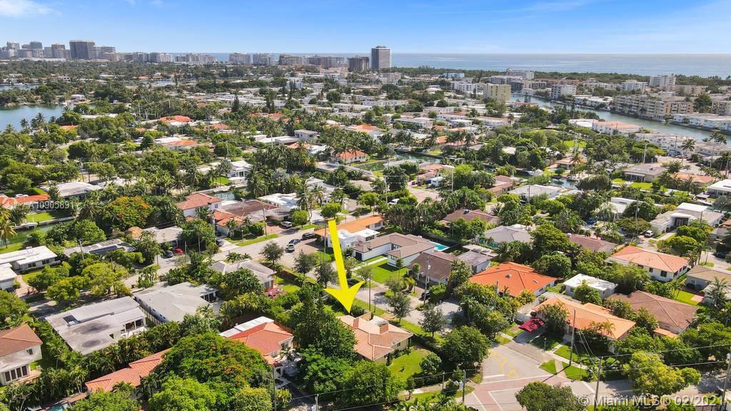 1301 South Biscayne Point Road Miami Beach, FL 33141 - Photo 35 of 45 an aerial view of multiple house