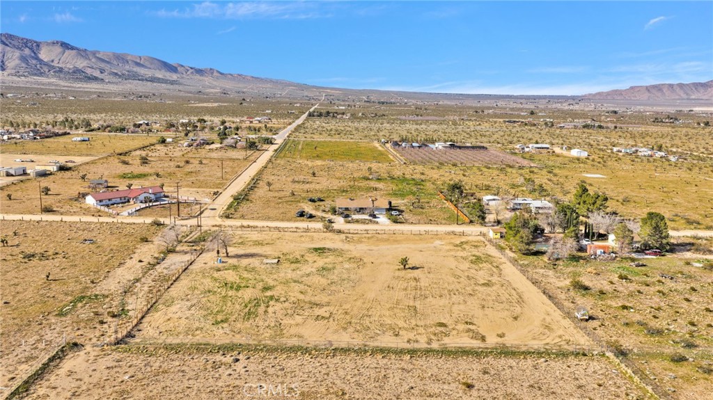 9353 Cody Road, Unit 2 Lucerne Valley, CA 92356 - Photo 6 of 11