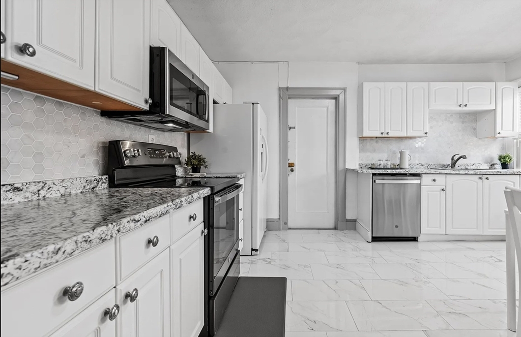 857 Beacon Street, Unit 41 Boston, MA 02215 - Photo 14 of 20