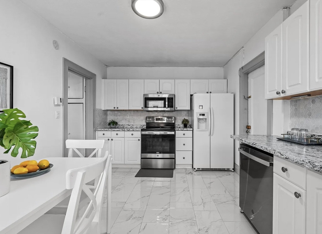 857 Beacon Street, Unit 41 Boston, MA 02215 - Photo 16 of 20