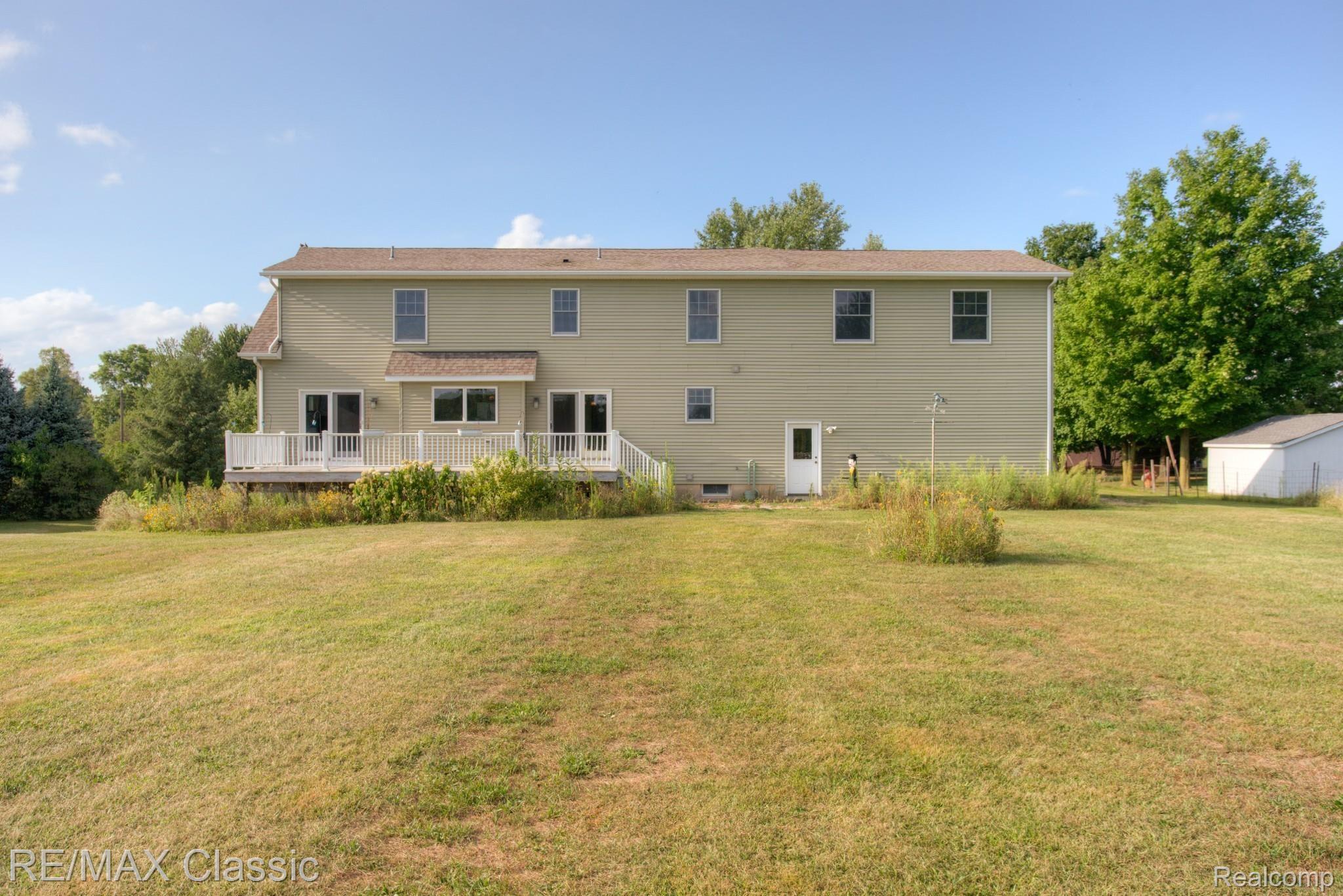 10387 East Lovejoy Road Perry, MI 48872 - Photo 9 of 40 Lovejoy ext-9.jpg