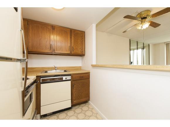 9993 Shore Road, Unit 17C Brooklyn, NY 11209 - Photo 7 of 17 Gallery Image 7