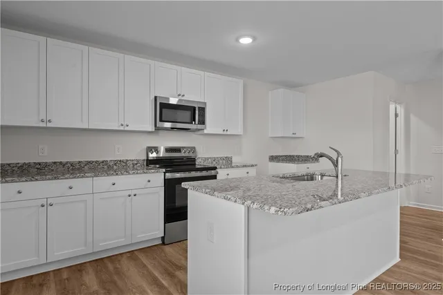 $329,950 | 1553 Percheron Path, Fayetteville, NC 28312