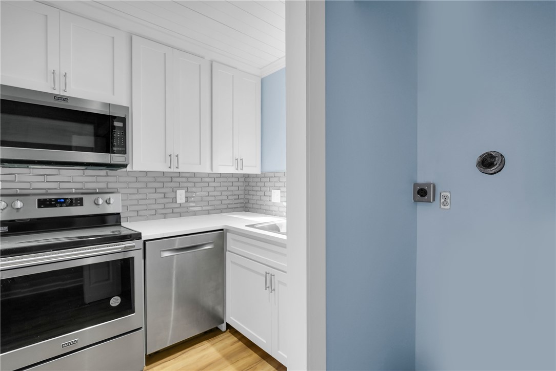 424 Magnolia Avenue, Unit 6 St. Simons Island, GA 31522 - Photo 13 of 32