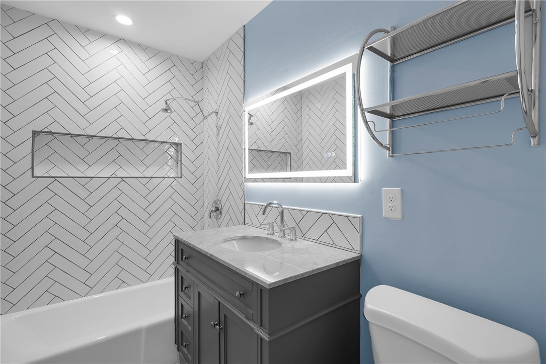 424 Magnolia Avenue, Unit 6 St. Simons Island, GA 31522 - Photo 24 of 32