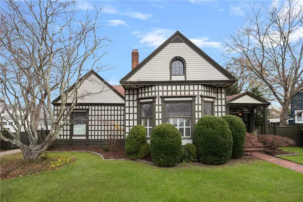 $7,000 | 4 Hunter Avenue, Newport, RI 02840