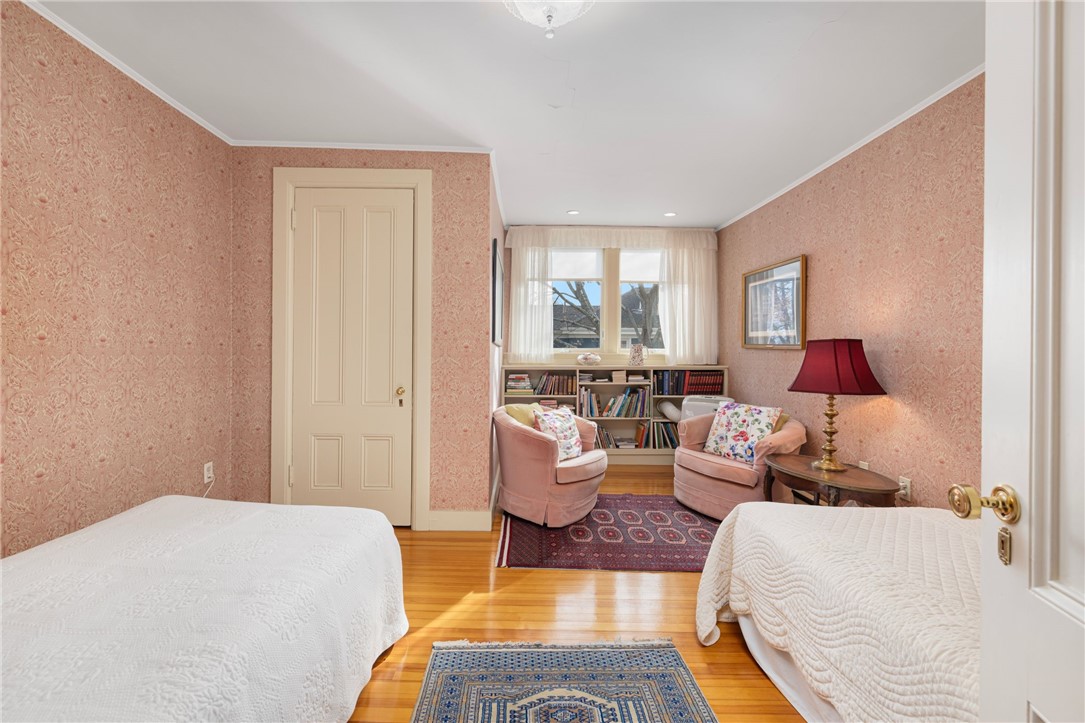 4 Hunter Avenue Newport, RI 02840 - Photo 29 of 49 bedroom 2