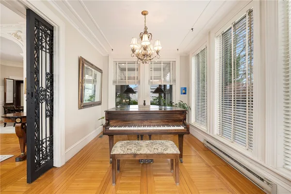 $7,000 | 4 Hunter Avenue, Newport, RI 02840