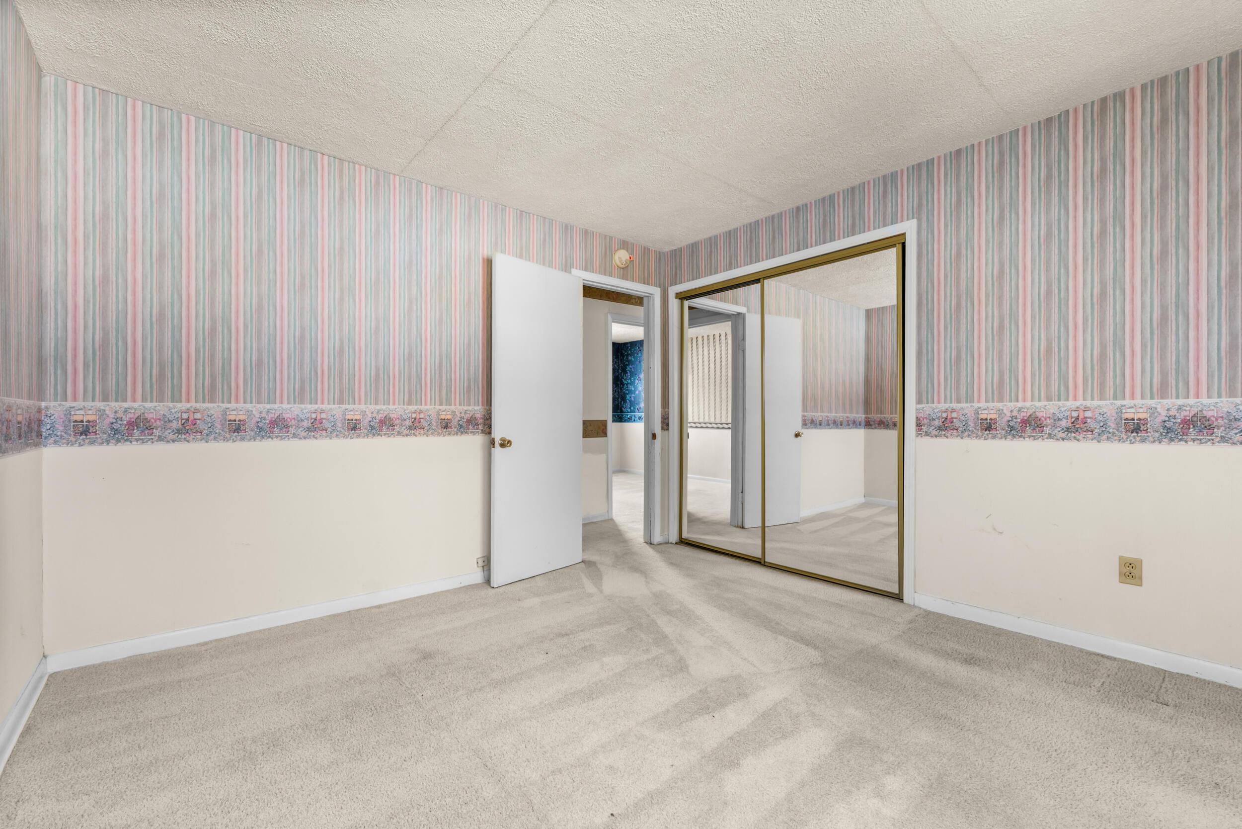 1632 Hudson Road Hillsdale, MI 49242 - Photo 16 of 45 34__dsc3965