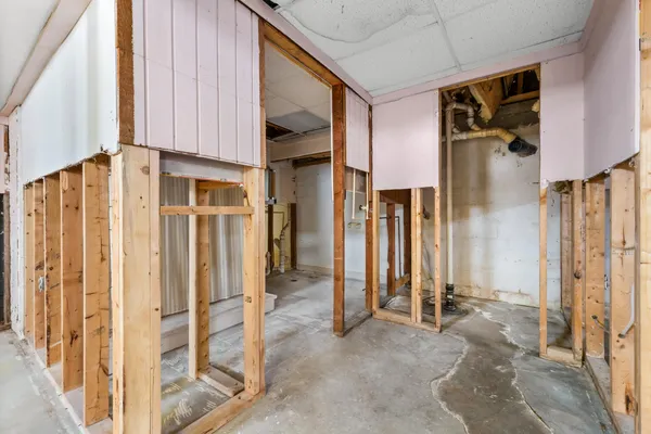 $199,900 | 1632 Hudson Road, Hillsdale, MI 49242