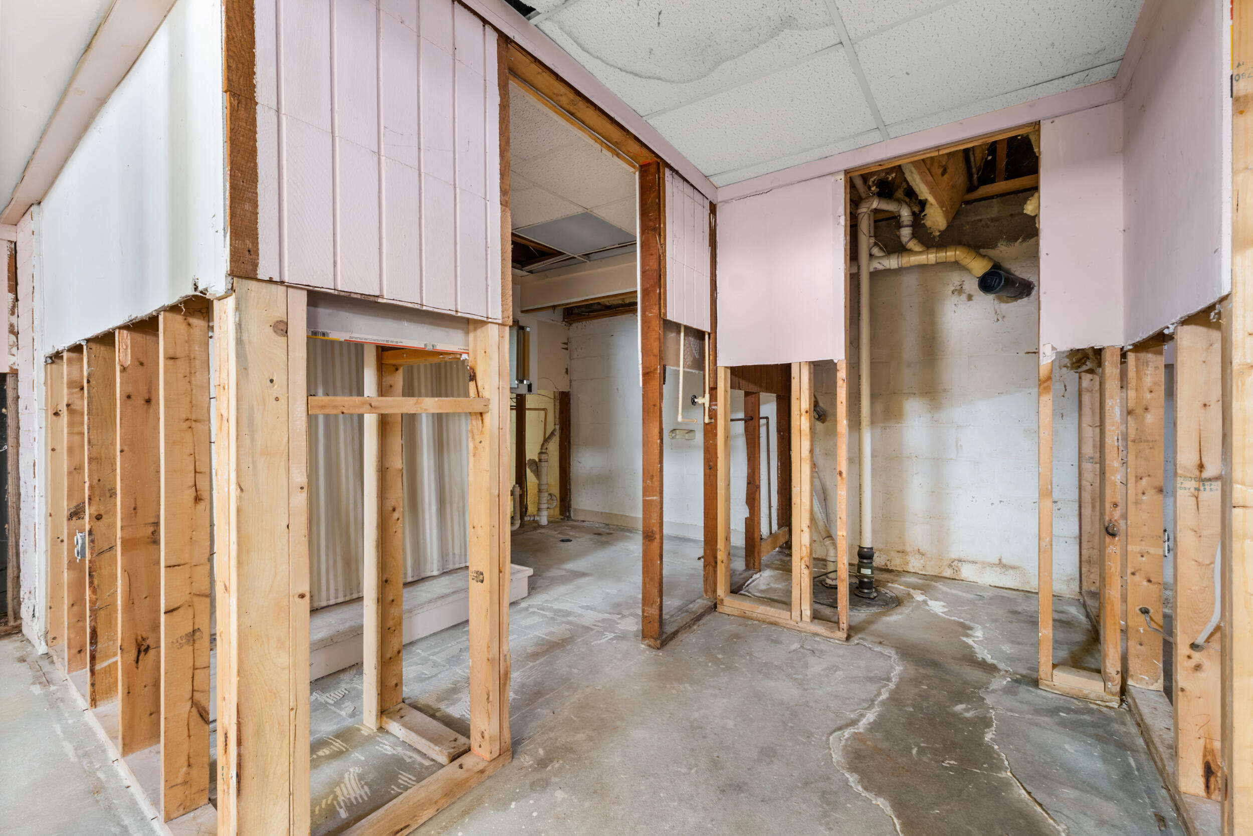 1632 Hudson Road Hillsdale, MI 49242 - Photo 24 of 45 42__dsc3995