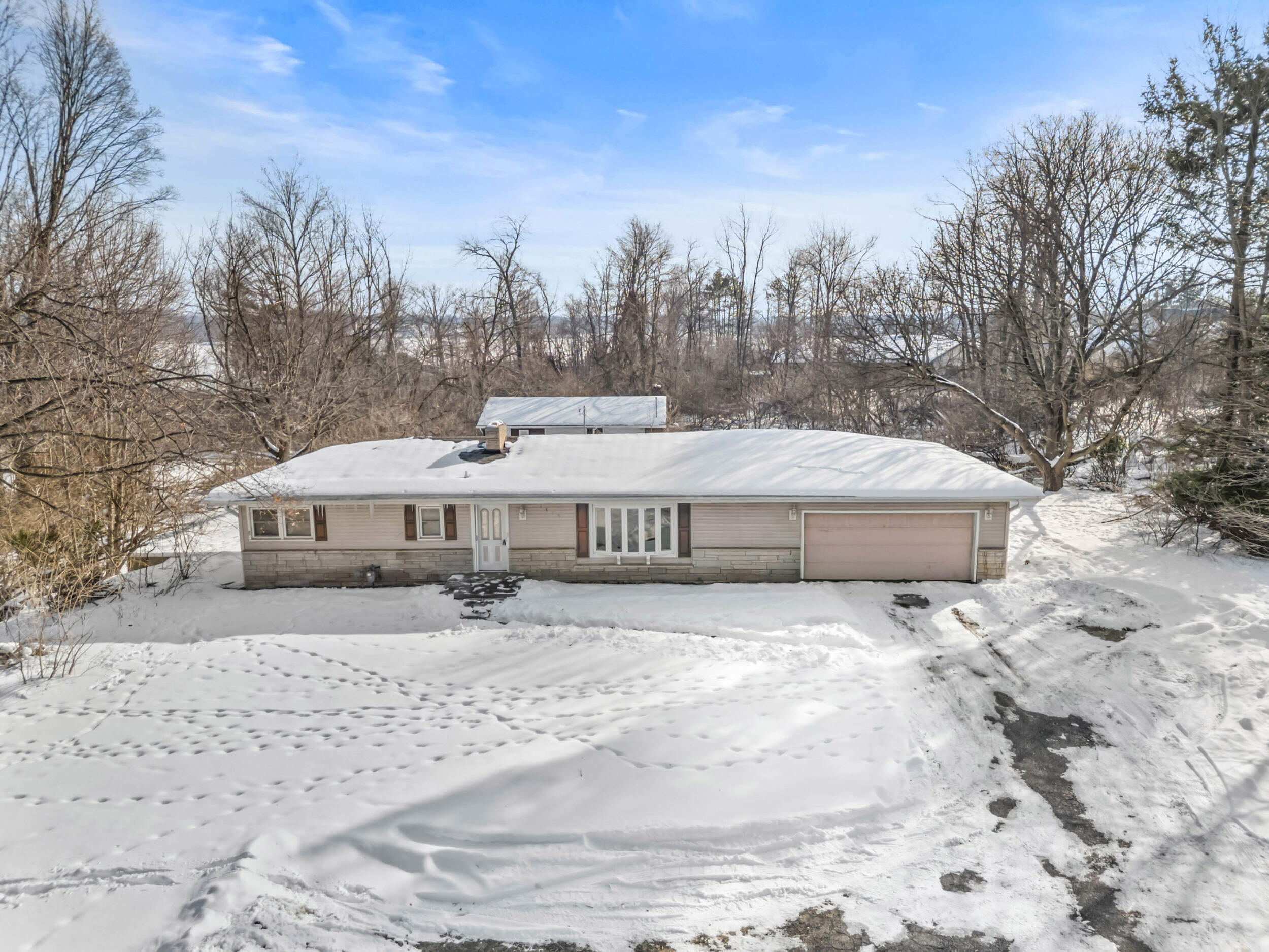 1632 Hudson Road Hillsdale, MI 49242 - Photo 45 of 45 10_dji_0867