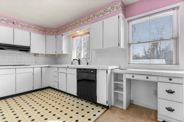 $199,900 | 1632 Hudson Road, Hillsdale, MI 49242