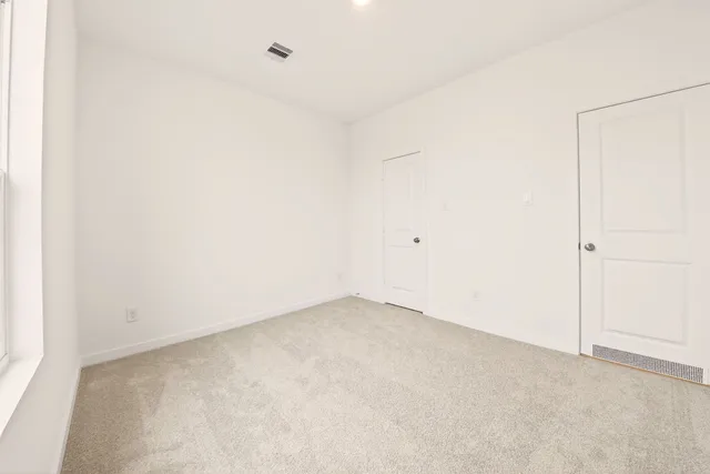 an empty room with an empty space