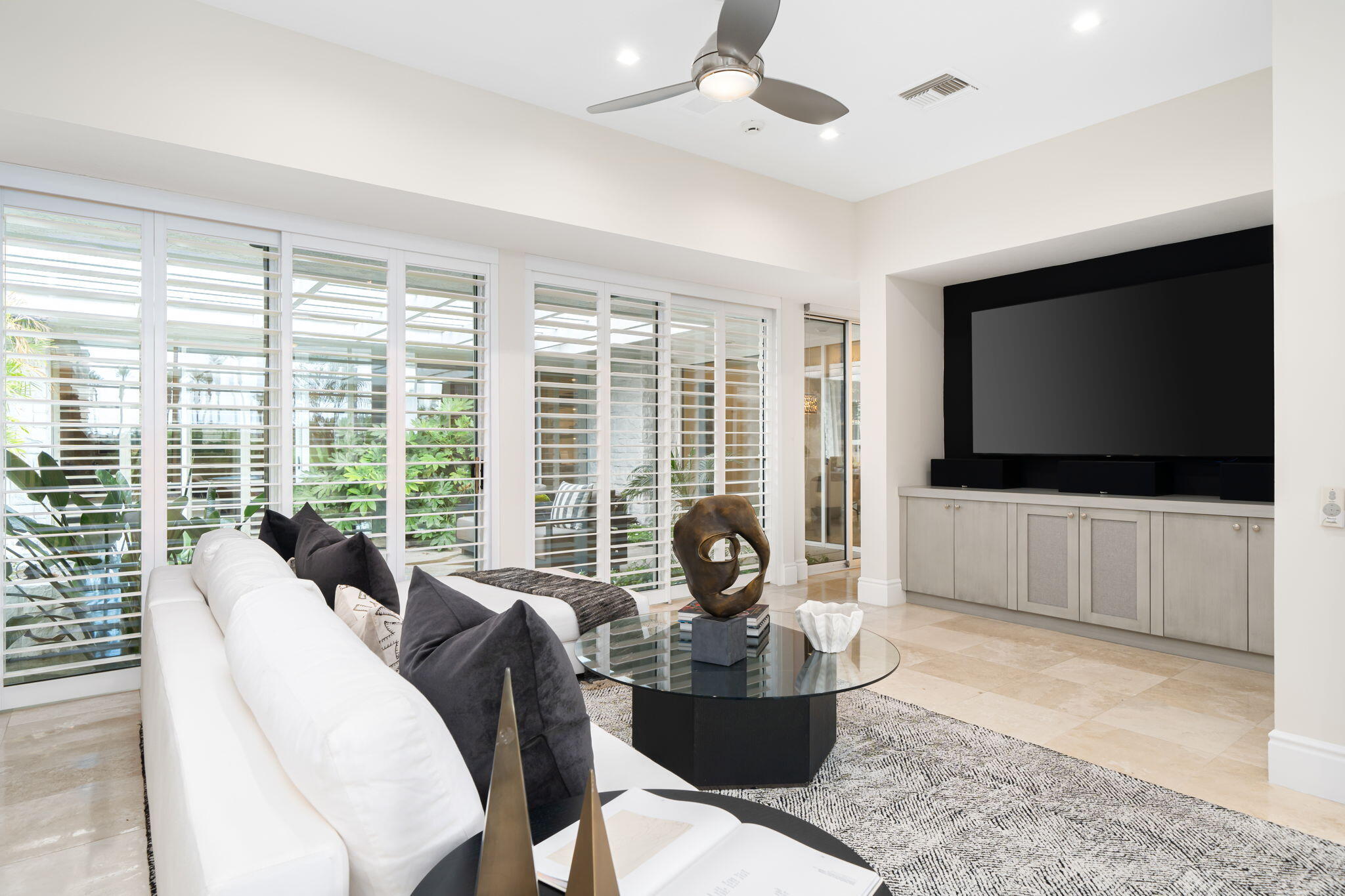 50 Fincher Way Rancho Mirage, CA 92270 - Photo 21 of 63 Lounge area