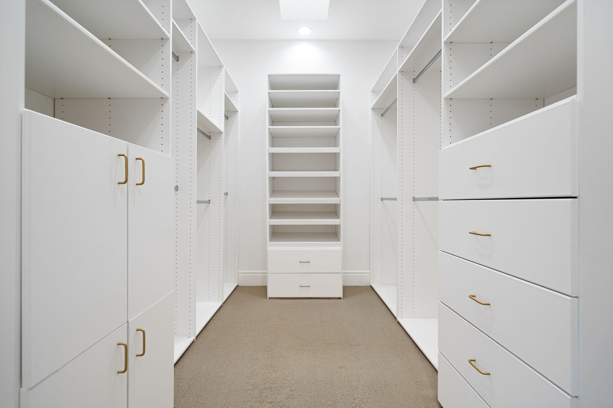 50 Fincher Way Rancho Mirage, CA 92270 - Photo 44 of 63 Primary ensuite #1 walk-in closet