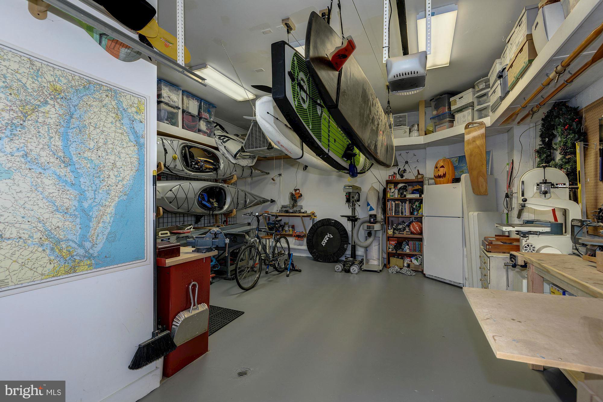 747 Robin Hood Road Annapolis, MD 21405 - Photo 23 of 29 Garage and workshop