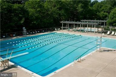 747 Robin Hood Road Annapolis, MD 21405 - Photo 26 of 29 Sherwood Forest Pool