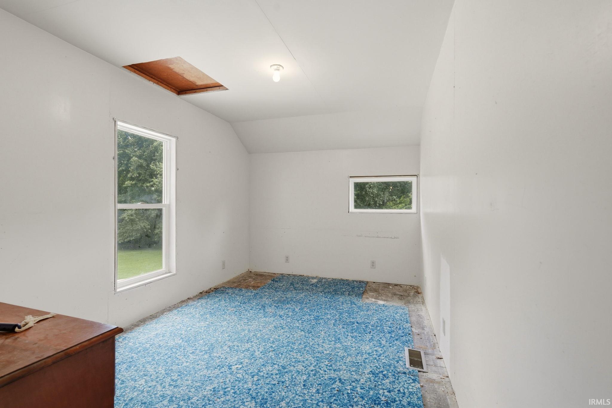 205 East Spring Street Etna Green, IN 46524 - Photo 16 of 41
