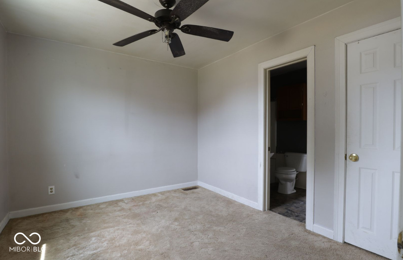 813 Scott Street Connersville, IN 47331 - Photo 12 of 20