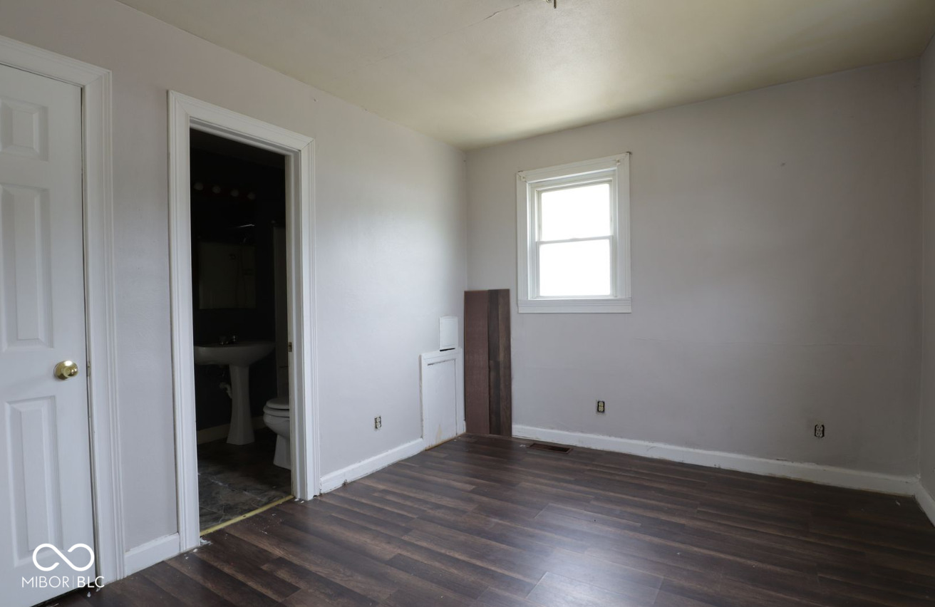 813 Scott Street Connersville, IN 47331 - Photo 8 of 20