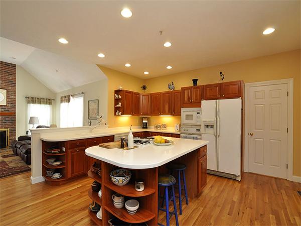 229 Concord Road Wayland, MA 01778 - Photo 11 of 29