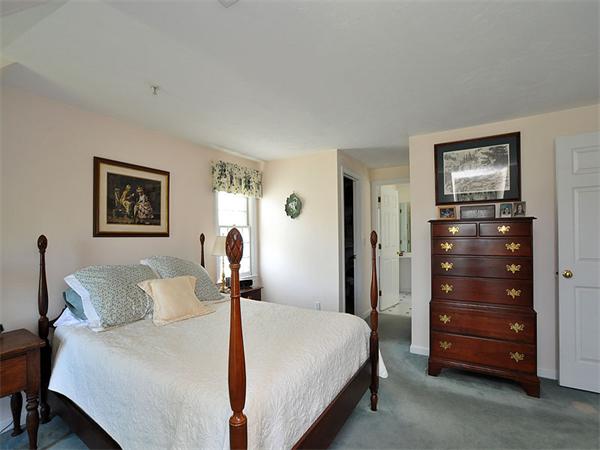 229 Concord Road Wayland, MA 01778 - Photo 15 of 29