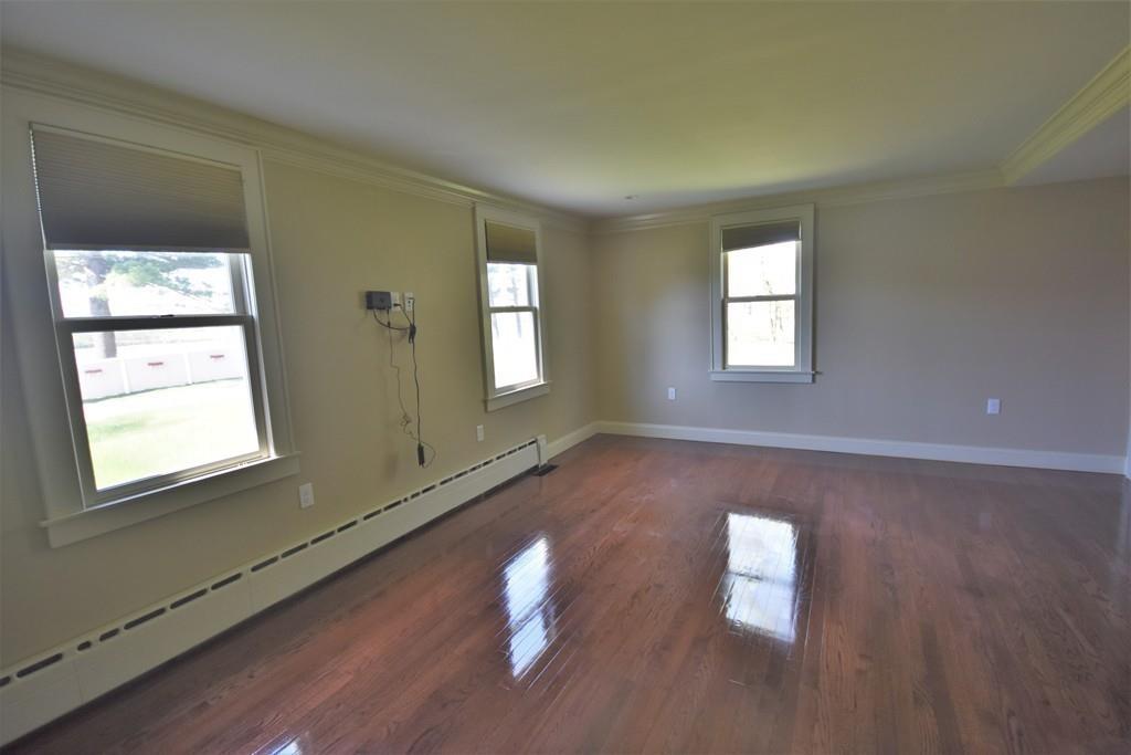 131 Pleasant Valley Road Amesbury, MA 01913 - Photo 19 of 42